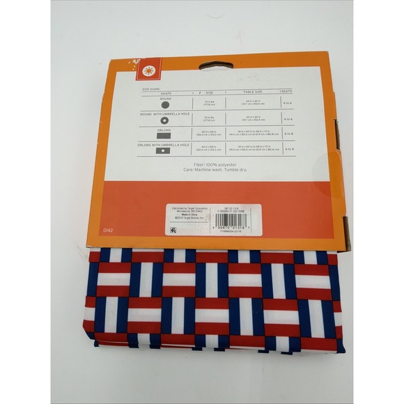 NEW Target Patriotic Square  Design Round 70"Diameter Fabric Tablecloth  July 4 - Picture 4 of 6
